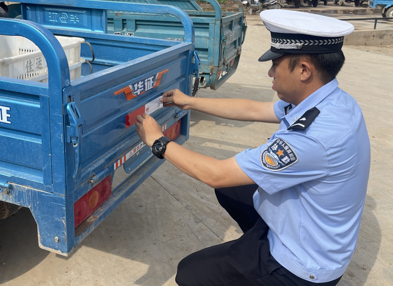 QQ浏览器截图20250625214530.png