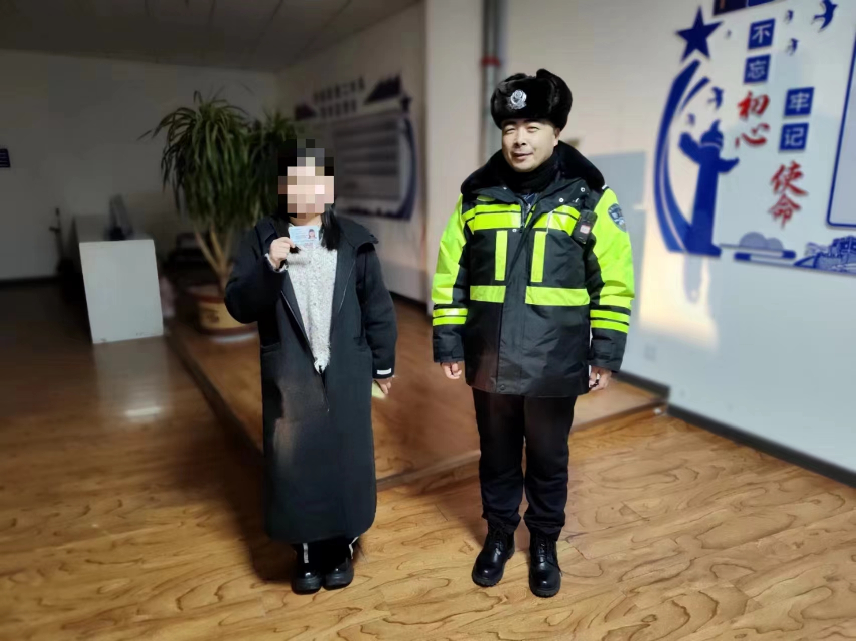 镜头三2.jpg